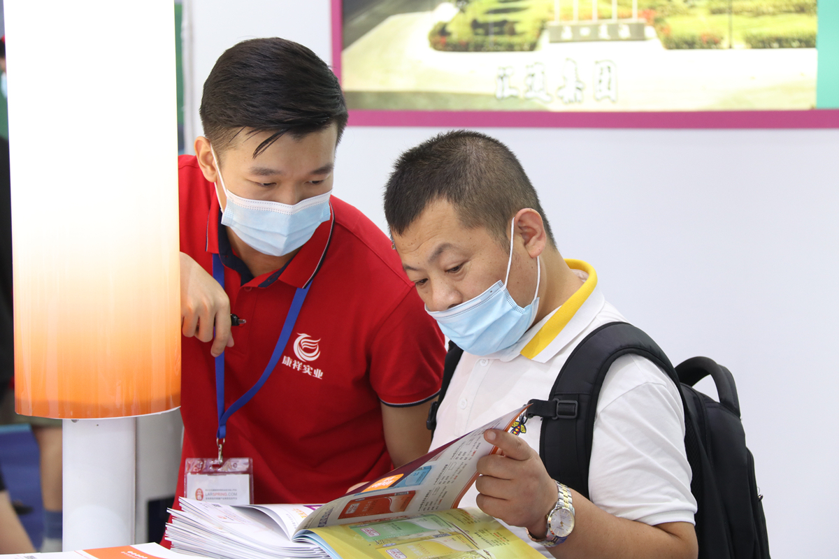 產(chǎn)品有特色、價格好操作,康祥避孕套閃亮國藥會!(圖12) 產(chǎn)品有特色、價格好操作,康祥避孕套閃亮國藥會!(圖12)